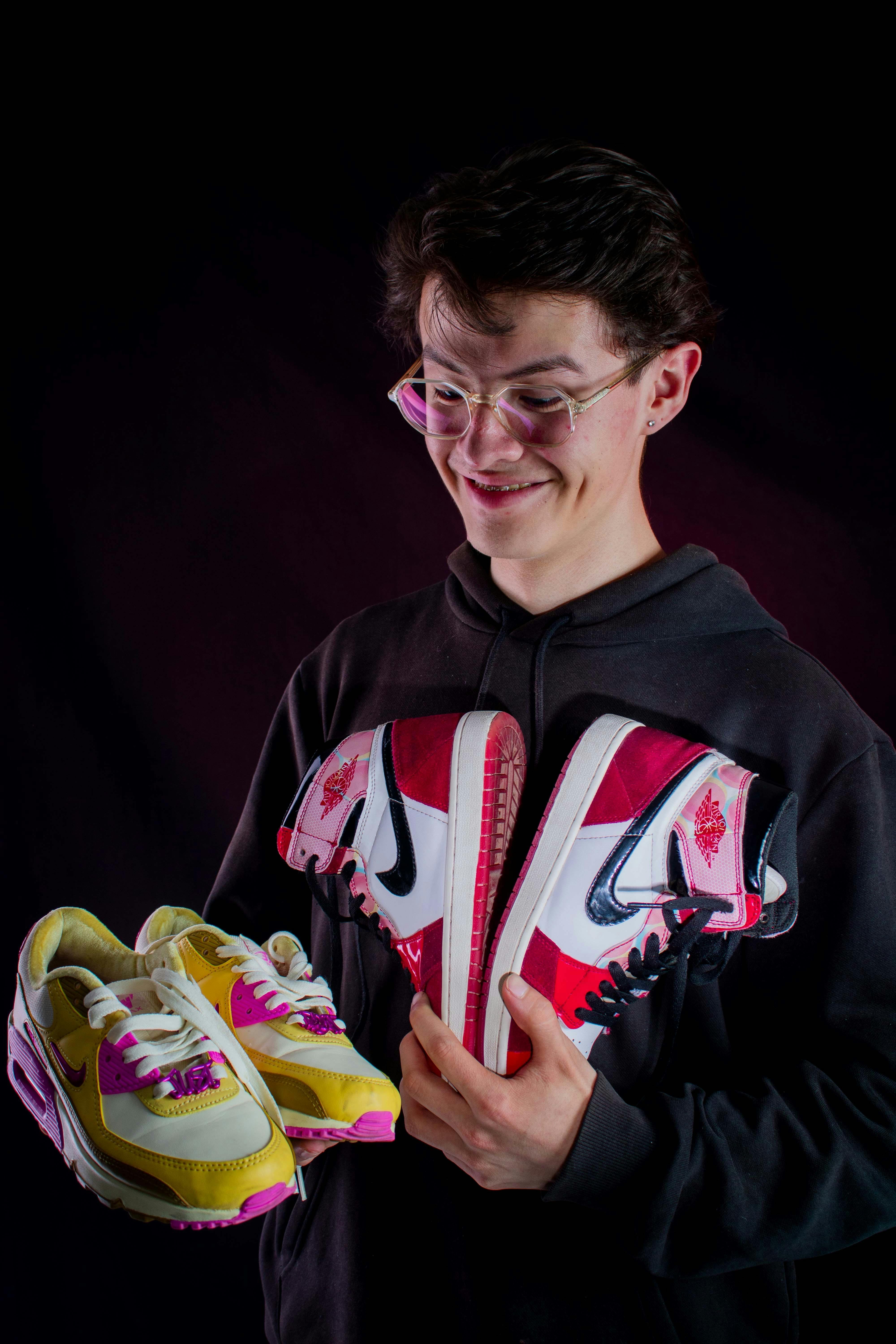 KicksOnFire Club logo encouraging users to join